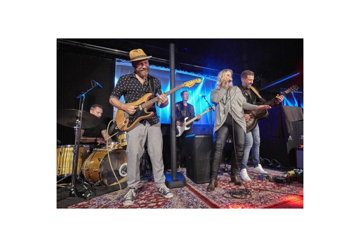 Loa cột trầm Bose L1 PRO32 SUB1